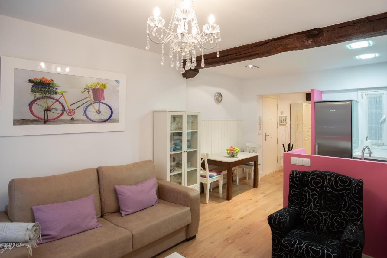 Acogedor Apartamento En El Centro Del Casco Viejo Apartman Bilbao Kültér fotó