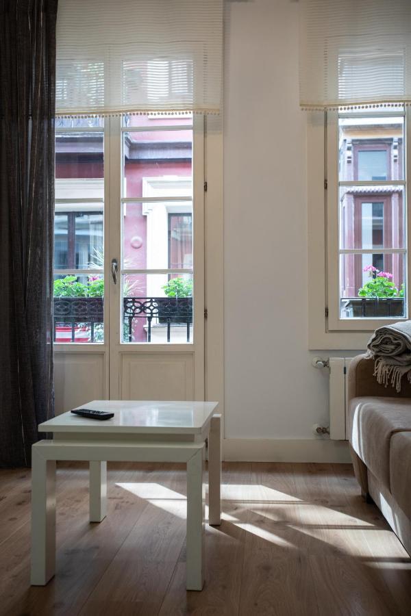 Acogedor Apartamento En El Centro Del Casco Viejo Apartman Bilbao Kültér fotó