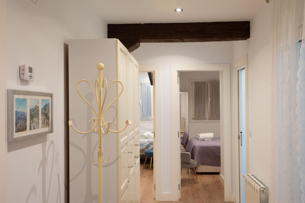 Acogedor Apartamento En El Centro Del Casco Viejo Apartman Bilbao Kültér fotó