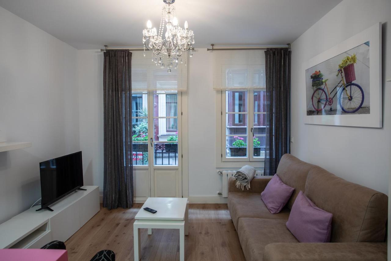 Acogedor Apartamento En El Centro Del Casco Viejo Apartman Bilbao Kültér fotó